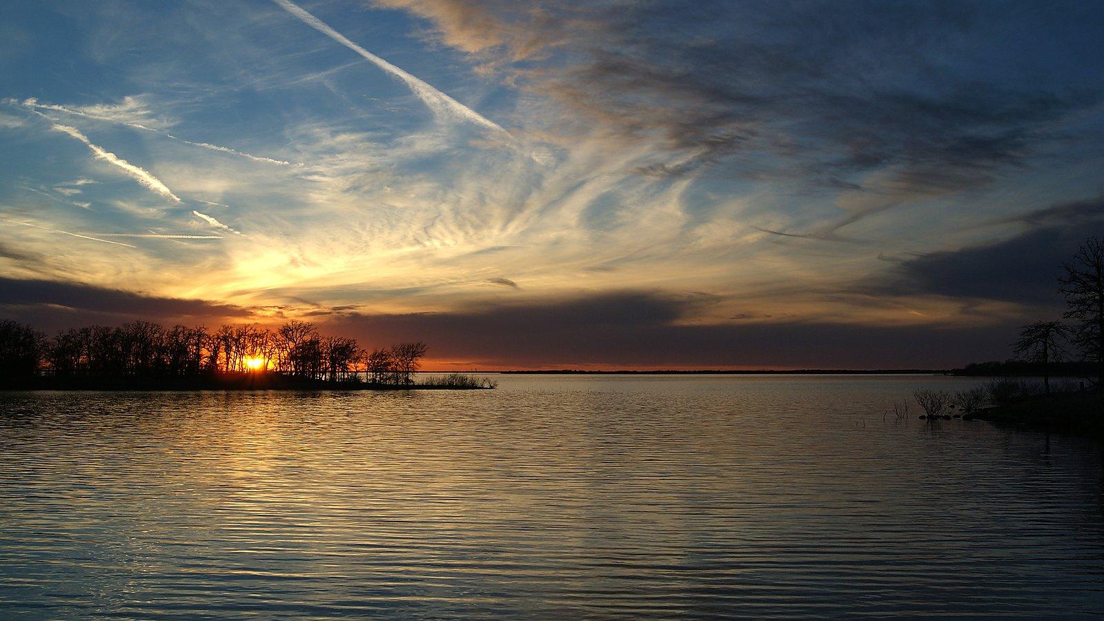 Sunset over Ray Roberts Lake